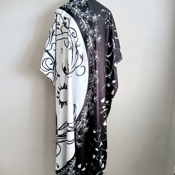 Wall Tapestry Sun Moon Yin Yang - Picture 6 of 7